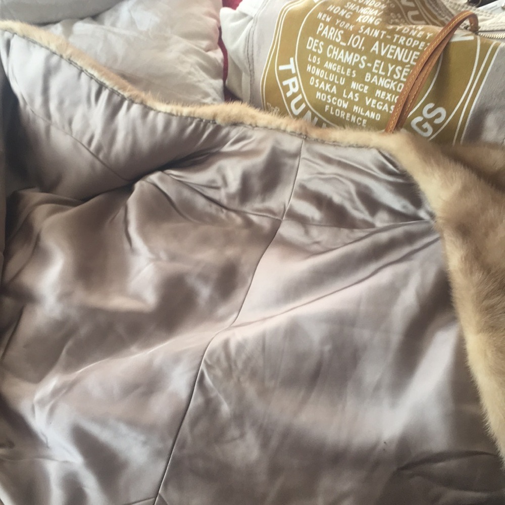 Fur jacket classy - Picture 7 of 7